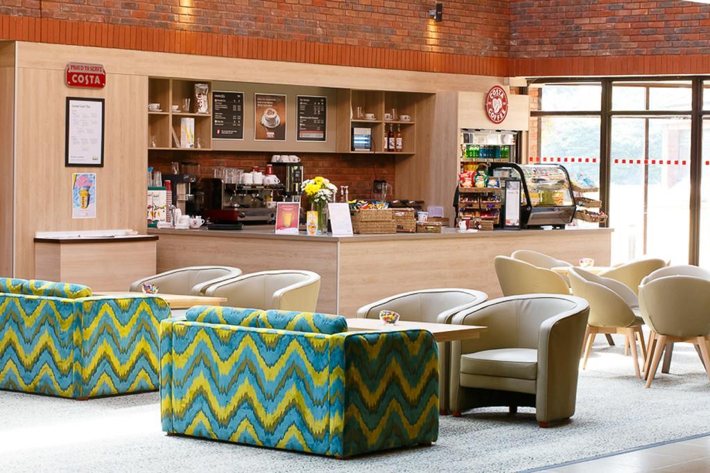 Hotel Yarnfield Park Training And Conference Centre 3*